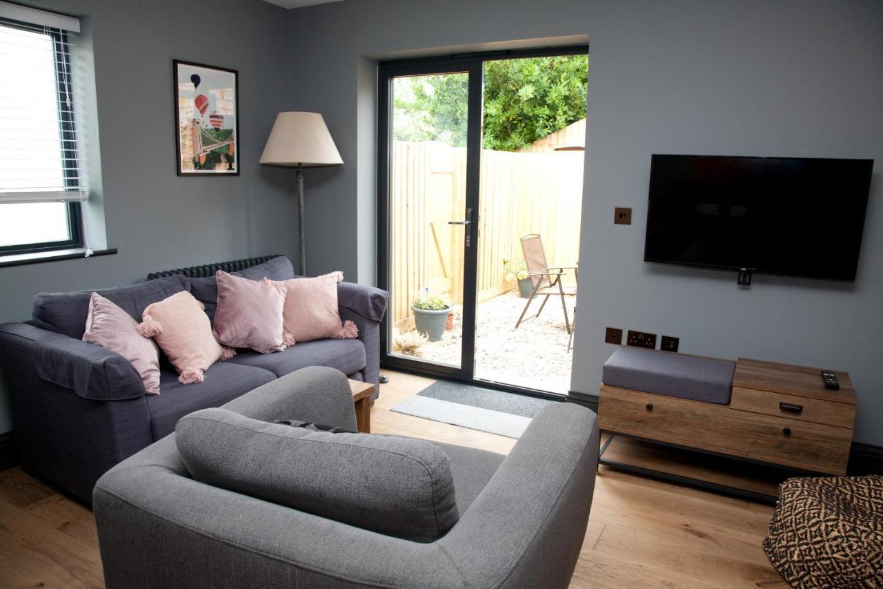 Little Elm - Luxury Home From Home, Free Parking, 30-40 Mins Walk From Bath City Centre Exteriér fotografie
